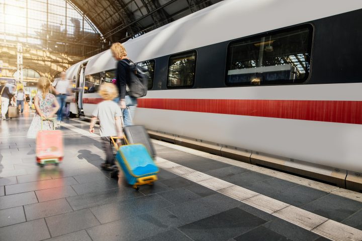 Take Rail&Fly to your Discover Airlines flight | Discover Airlines