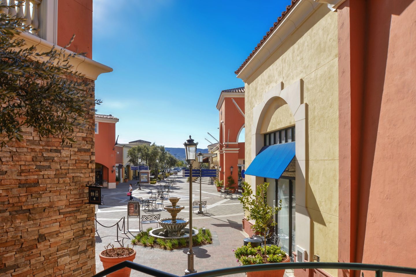 Shopping street in Orlando