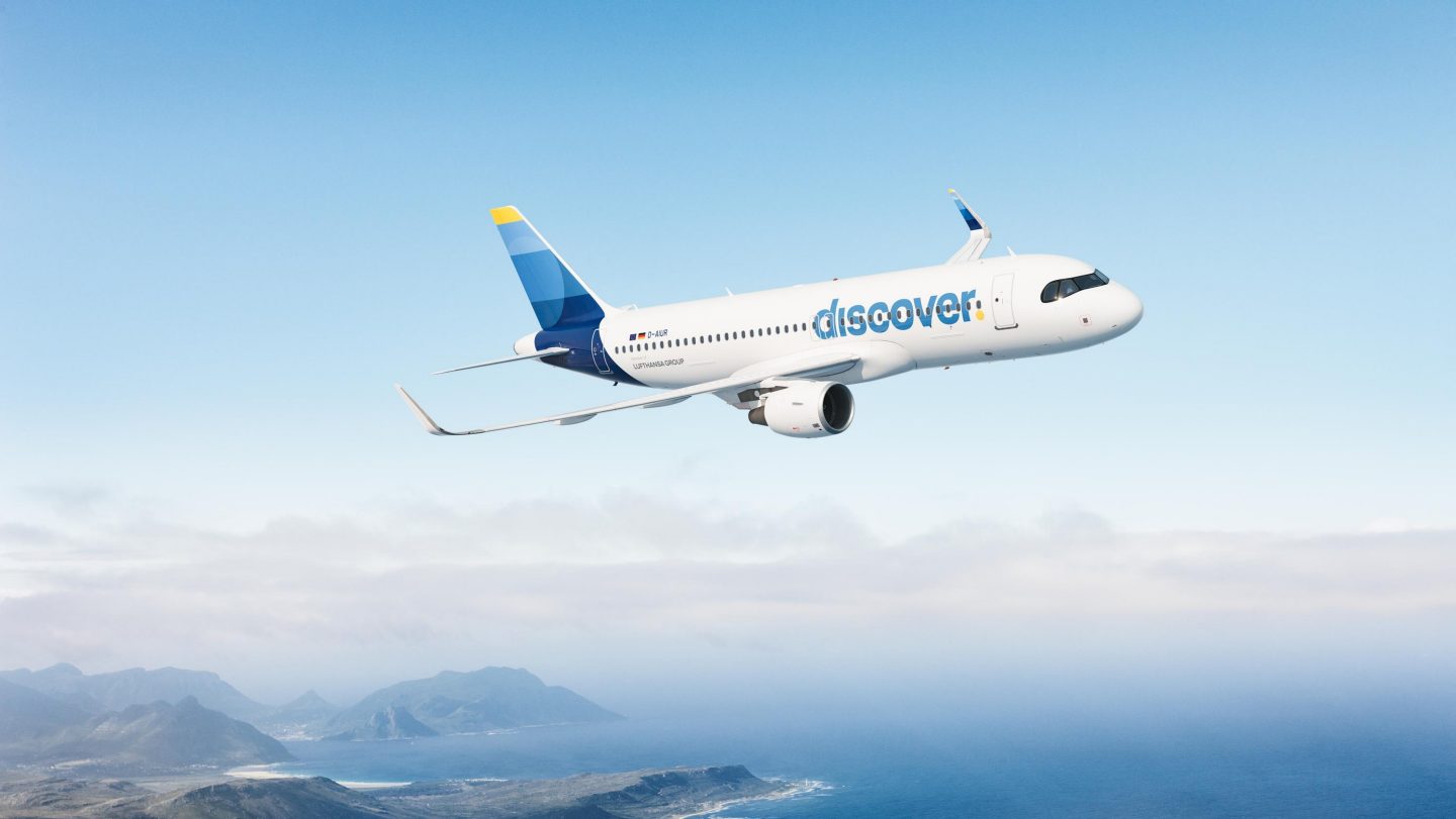 A Discover Airlines A320