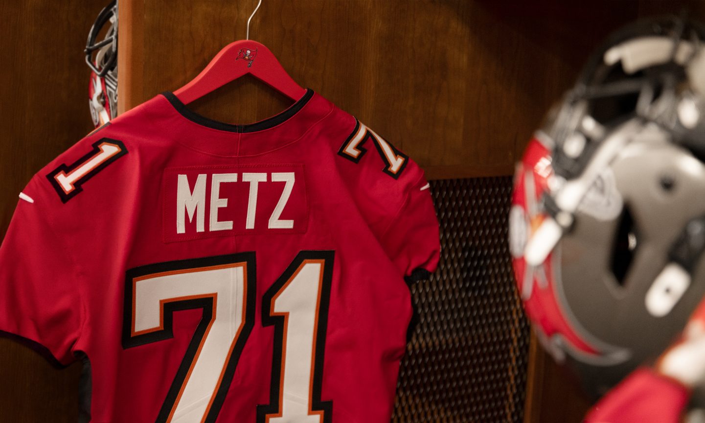 Lorenz Metz, joueur de football américain des Tampa Bay Buccaneers